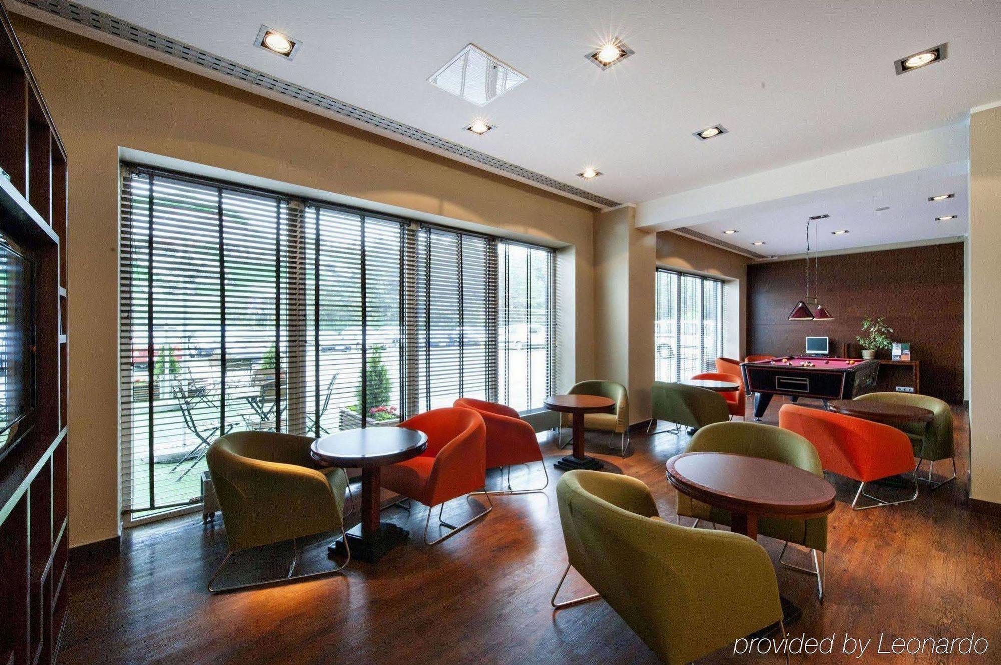Desilva Inn Katowice Airport Пирзовице Экстерьер фото